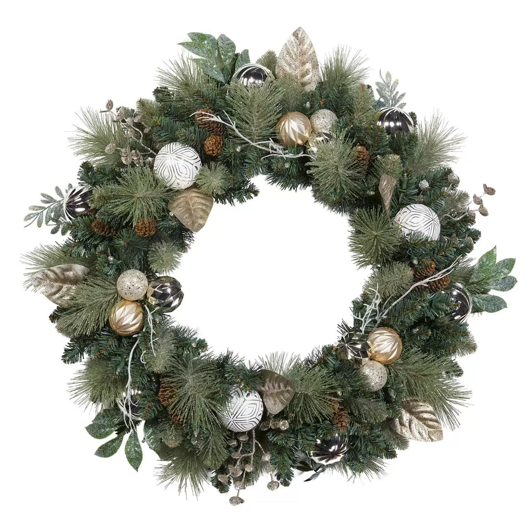 30” (76 cm) Pre-Lit Wreath