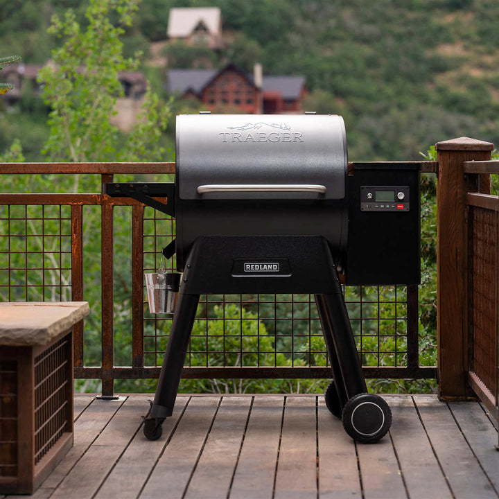 Traeger - BBQ au bois Redland 650 avec D2 et Wi-Fi