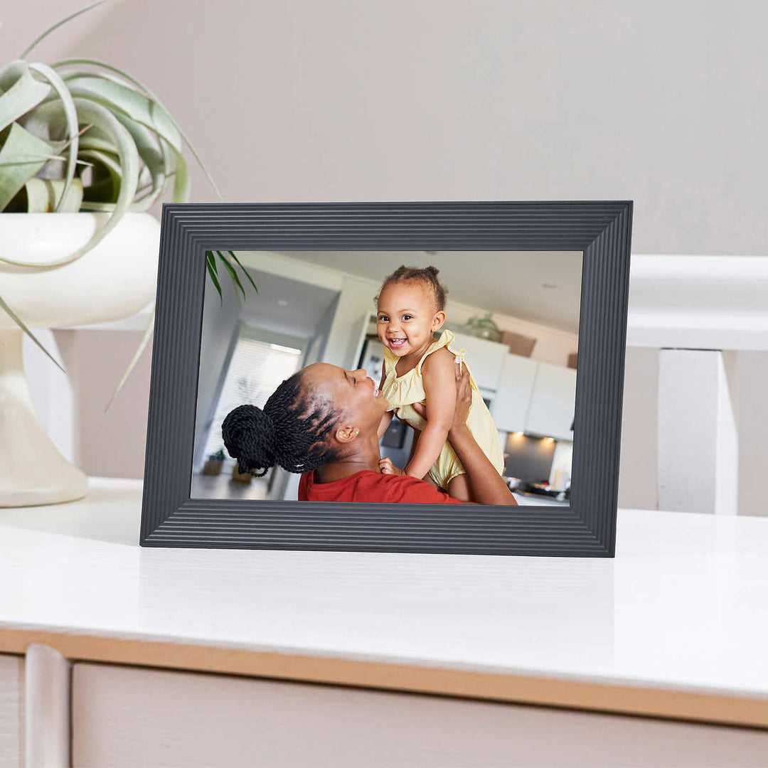 Aura Griffin - Digital Photo Frame