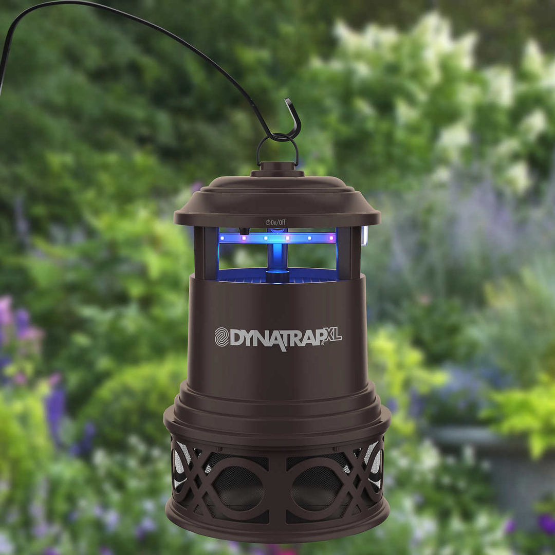 DynaTrap - 1 Acre LED Insect Trap 