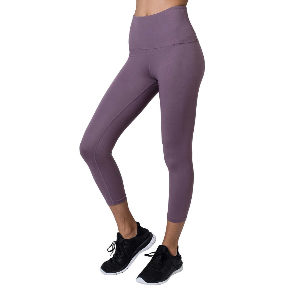 Ladies Veda Crop Leggings from Tuff Athletics comes in four colours and the  only pocket is a side zip pocket on the waist. These are very