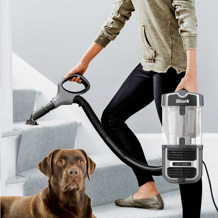 Shark - Aspirateur vertical avec brosse autonettoyante - Navigator Lift-Away