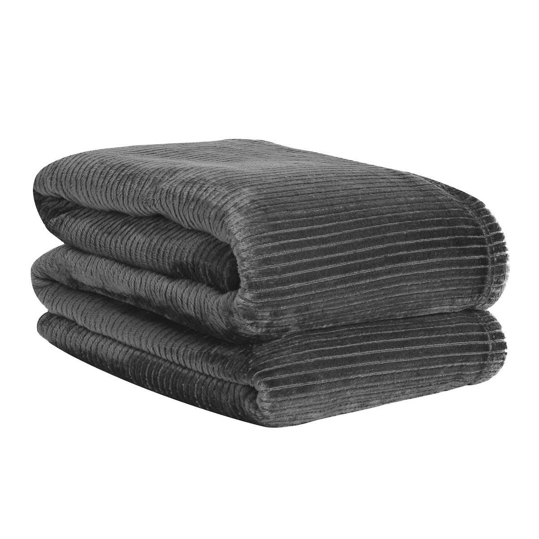 Life Comfort – Ribbed Plush Blanket